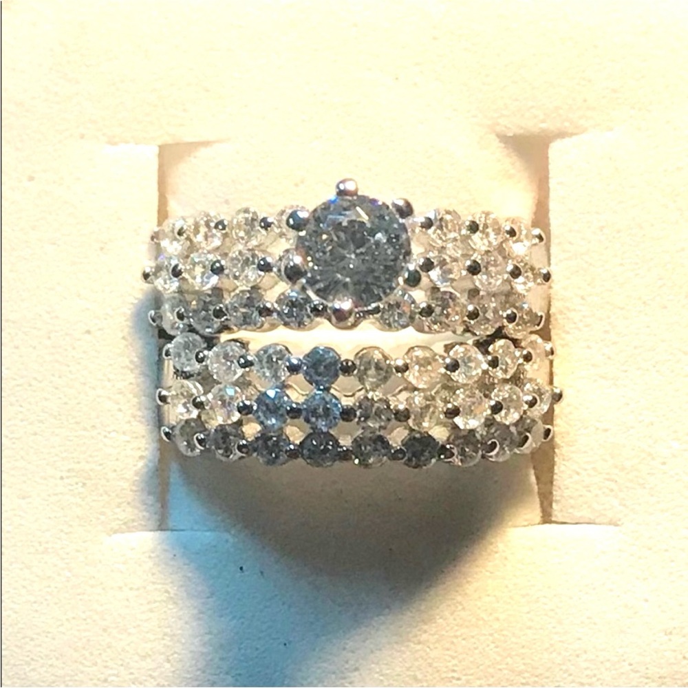 New Sterling silver white sapphire wedding ring set size 6